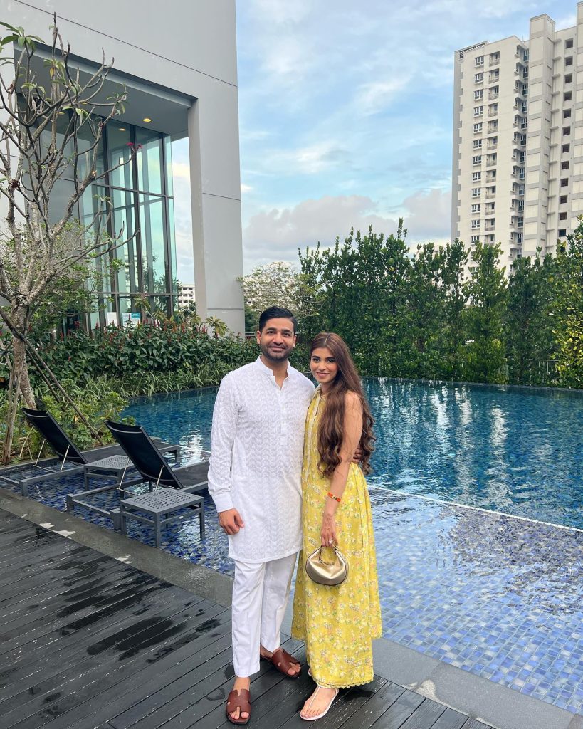 Minna Tariq’s Dreamy Vacations In Singapore With Husband